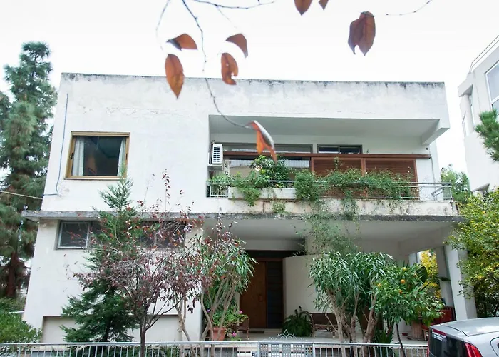 Stephany Apartment
